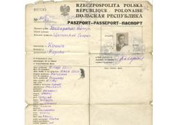 Временный польский паспорт, выданный Делегатурой в г. Кирове. 1942 г.